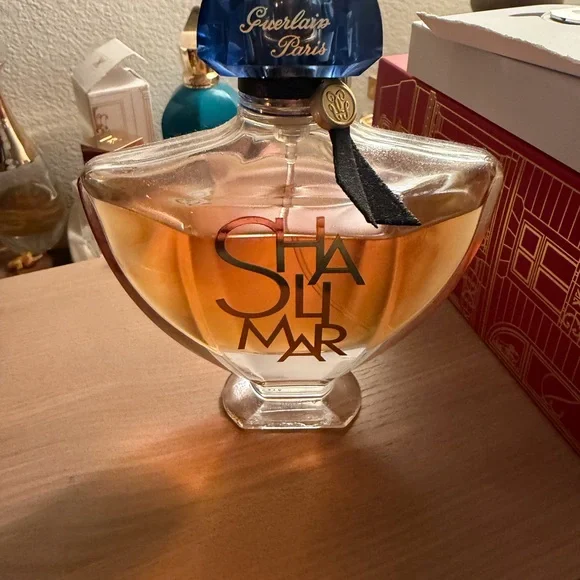 Guerlain Shalimar - Picture 1 of 3